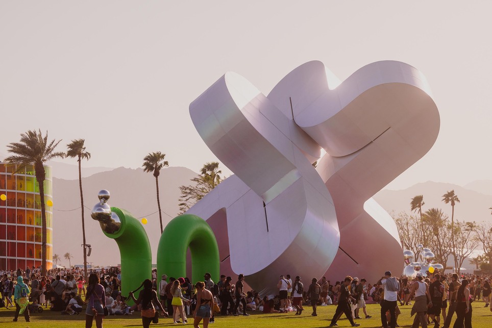 Güvenç Özel: Holoflux - Coachella Valley Music and Arts Festival 2023. Fotó: Lance Gerber, forrás: Coachella