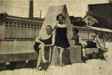 Életkép a Duna-strandról 1923 nyarán. Forrás: Színházi Élet 1923. 30. szám