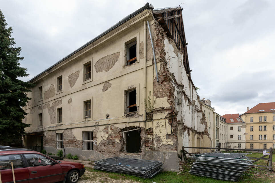 Radetzky-laktanya, bontás előtti állapot – forrás: Market