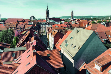 Kunsthaus Göttingen – tervező: Atelier ST – felhasznált anyag: Prefalz és PREFABOND bronz színben – fotó: Croce & Wir
