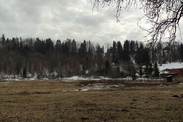 Kis hegyi kápolna Ivóban. Tervező: Larix Stúdió. Fotó: Larix Stúdió
