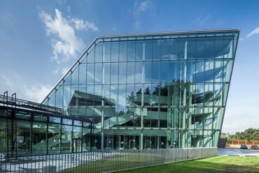 Vilniusi Egyetem – forrás: Guardian Glass
