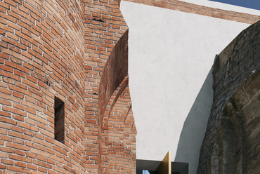 A BORD Építész Stúdió terve a zsámbéki Öregtemplom és környezetének megújítására. Látványterv: The Greypixel
