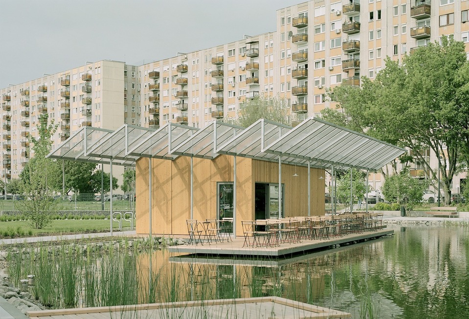 Archikon: Vizafogó Pavilion és Ökopark. 
