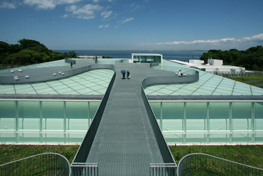 Yokosuka Art Museum. Forrás: www.riken-yamamoto.co.jp
