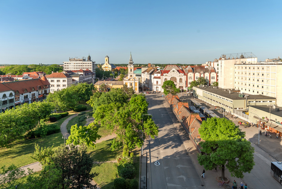 Hol utca, hol tér: a kecskeméti Széchenyi tér