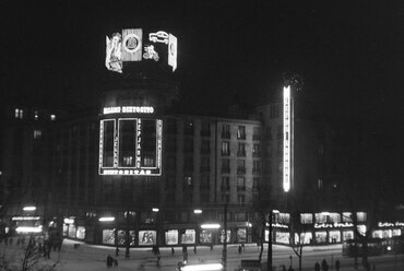 Az Astoria kereszteződés, 1960. Forrás: Fortepan / Bojár Sándor
