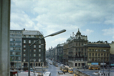 Rákóczi út az Astoria kereszteződés és a Kossuth Lajos utca felé nézve, 1966. Forrás: Fortepan / Főmterv
