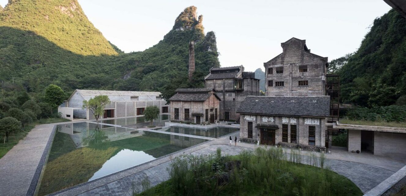 Vector Architects, 1960-as évekbeli cukorgyárüzem revitalizációja (Kína, Yangshuo tartomány 2017)

