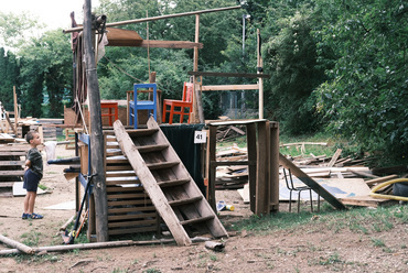 Na Kocínce Adventure Playground, 2024. június, Prága. Fotó: Carolina Sidon.
