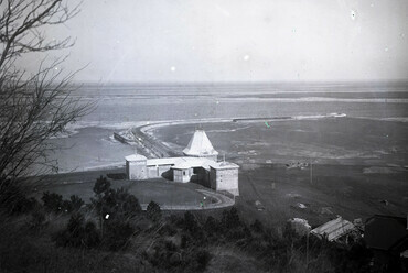 »Tihanyi kikötő, 1910.« Leltári jelzet: MMKM TEMGY 2019.1.1. 1314, év: 1910 / Forrás: Fortepan 183562 / Magyar Műszaki és Közlekedési Múzeum / BAHART Archívum
