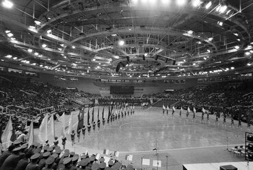 A Budapest Sportcsarnok felavatásakor, 1982. Forrás: Fortepan / Szalay Zoltán
