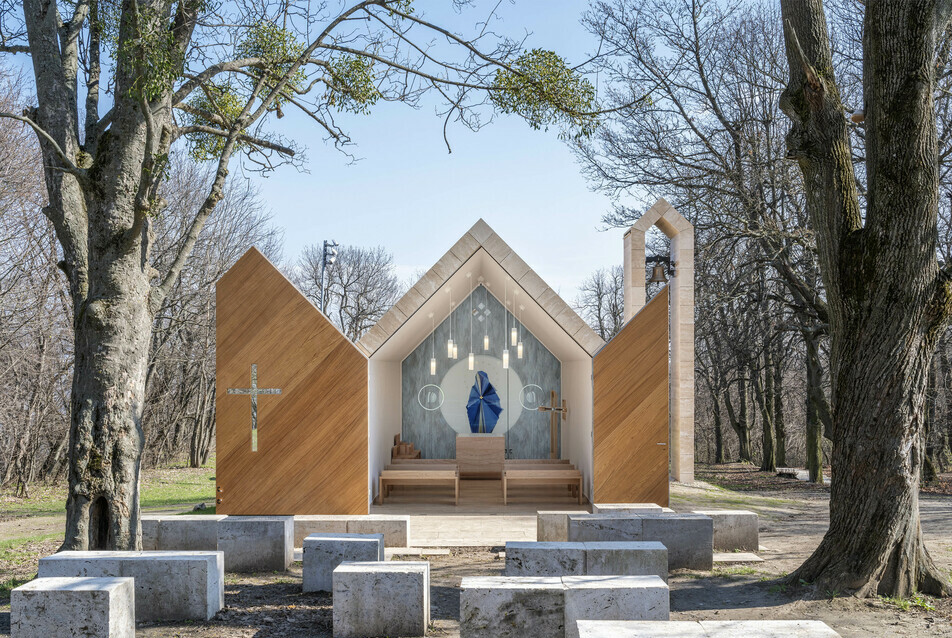 Szent Anna-réti, Világ Győzelmes Királynője engesztelő kápolna