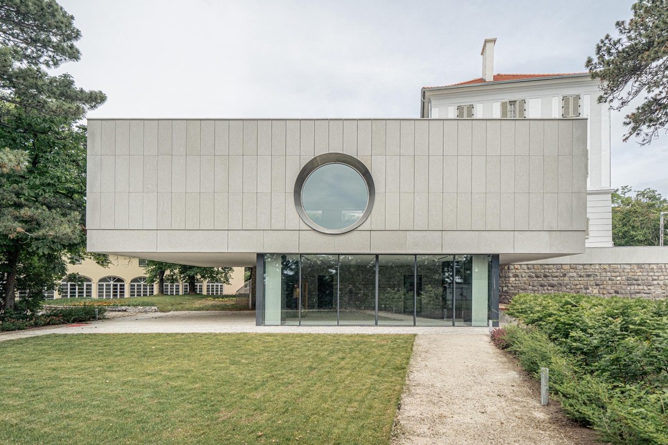 Esterházy-kastély Látogatóközpont, Balatonfüred. Tervező: MCXVI Építészműterem. Fotó: Fenes Tamás
