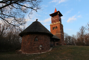 Alsóörs, Csere-hegyi kilátó (Padányi Gulyás Jenő) / Fotó: Wettstein Domonkos
