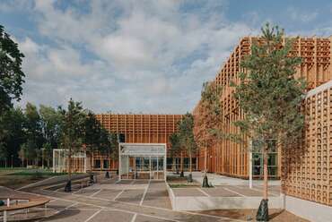 Pelgulinna Gymnasium, Tallinn. Építészet: Arhitekt Must. Fotó: Tonu Tunnel
