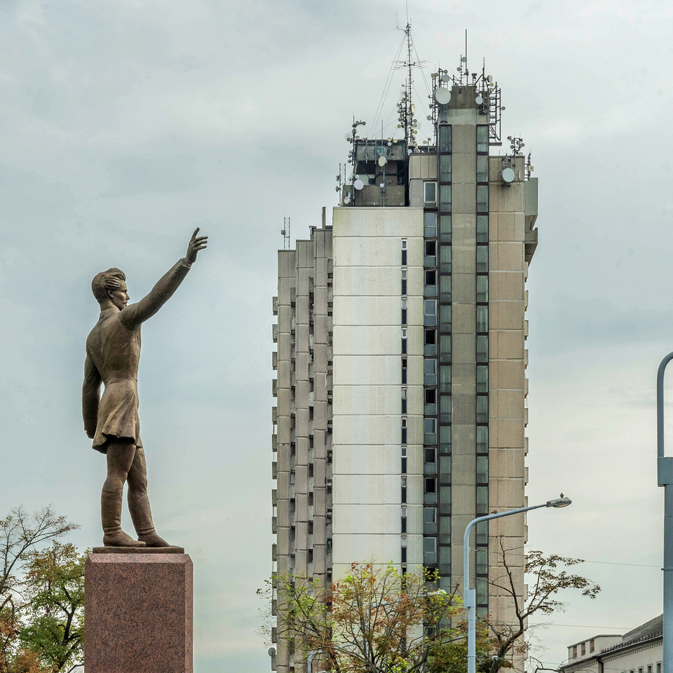 Toronyház Debrecenben, a Debreceni Tervező Vállalatnál dolgozó Boruzs Bernát és Szabó János munkája 1973-ból. Fotó: Gulyás Attila