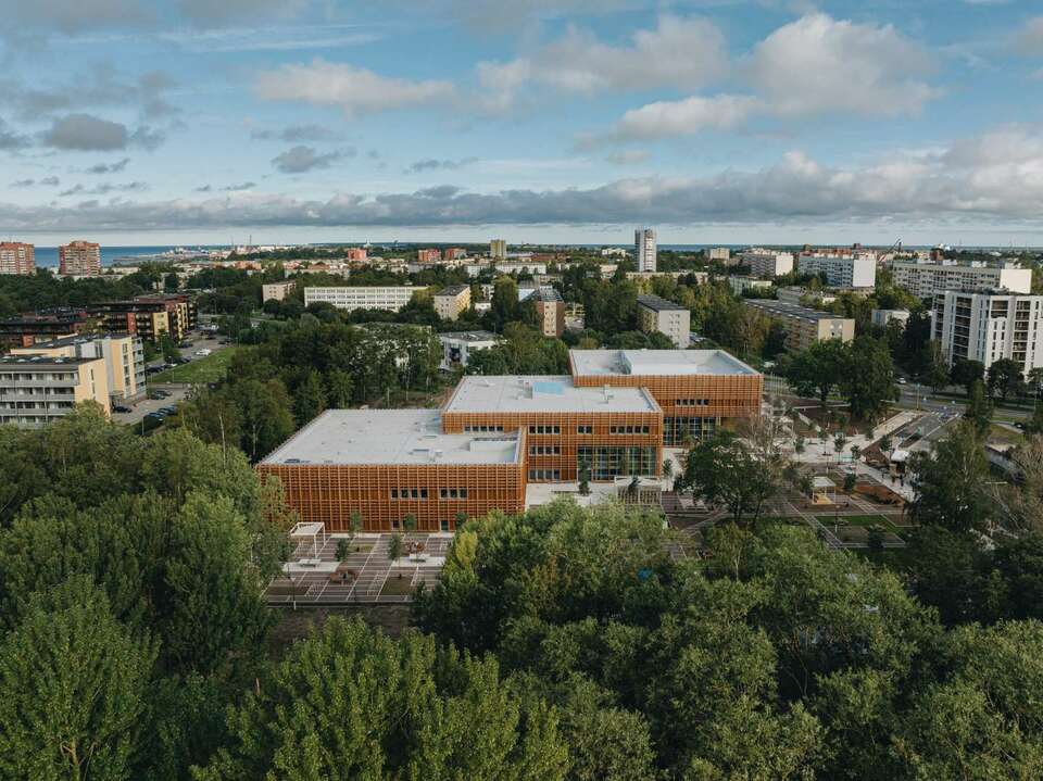 Pelgulinna Gymnasium, Tallinn. Építészet: Arhitekt Must. Fotó: Tonu Tunnel
