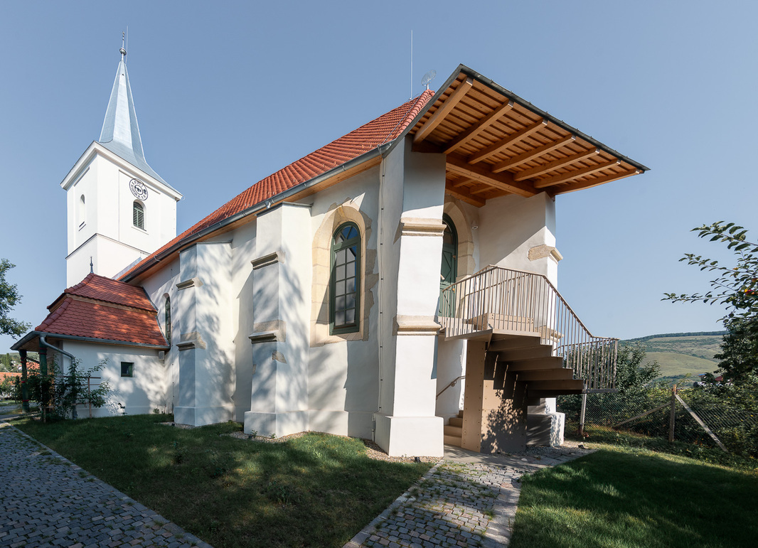 A magyarlapádi református templom műemléki rekonstrukciója – Tektum Arhitectura