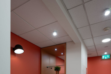 A Gresham Palota megújult dolgozói terei. 

Tervezés: Demeter Design Studio. Fotó: Balogh Kata
