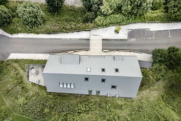 „La Grange à Gaby“ pajtaház, Engins, Franciaország. Tervező: Atelier Léger. Forrás: Prefa
