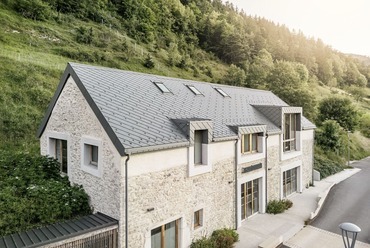  „La Grange à Gaby“ pajtaház, Engins, Franciaország. Tervező: Atelier Léger. Forrás: Prefa
