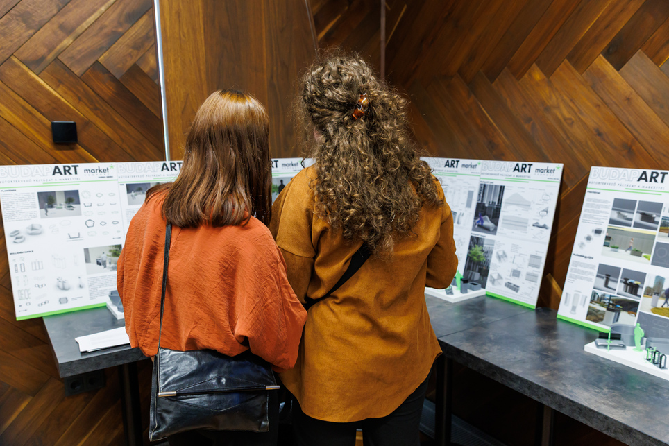 A BudapART – Bútortervező pályázat eredményhirdetése. Forrás: Market Építő Zrt.
