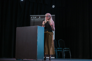 Dr. Brenda Parker, a Bio-ID lab társalapítójának előadása a Laboratory szekcióban. Fotó: Hegyháti Réka
