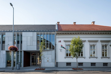 Kőbányai ügyfélszolgálati központ, Budapest – Építészet: Lukács István, Vikár András DLA, Gál Árpád (Vikár és Lukács Építész Stúdió) – Fotó: Palkó György – Forrás: Krüllung Kft.
