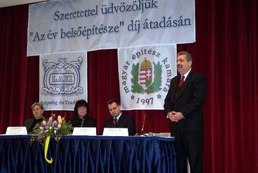 A díjkiosztás elnöksége, balról: Dr. Finta József, O. Ecker Judit, Laki Péter és Dr. Steiner Pál