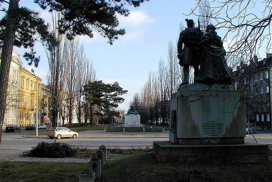 Szemerey Samu: A soproni Deák tér felújítása