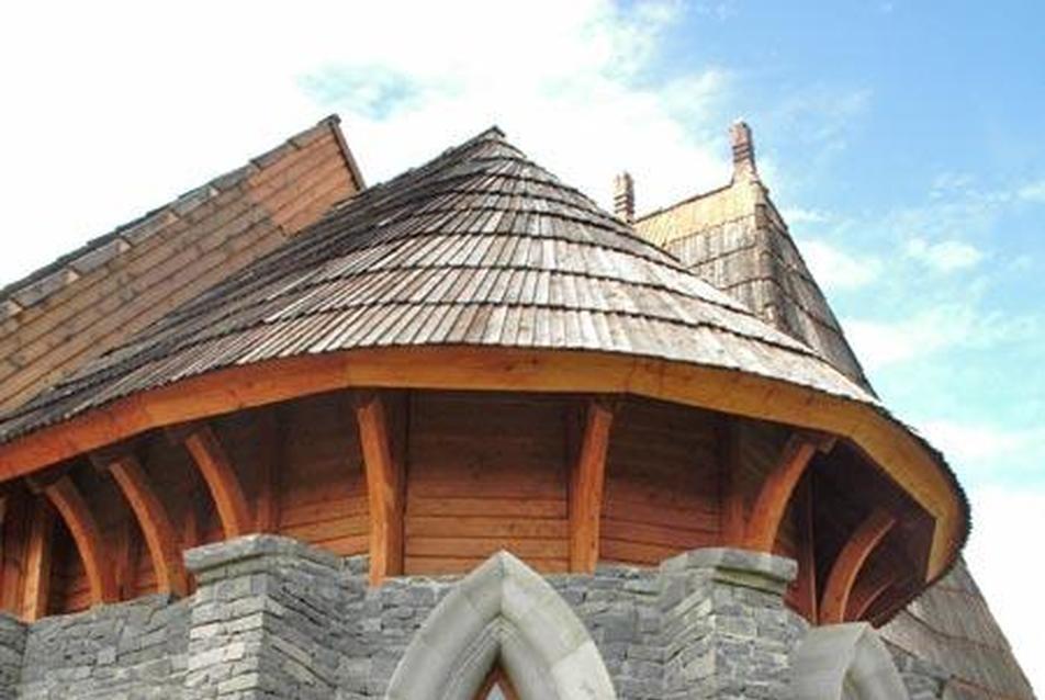 Vargyas (Erdély, Románia), református templom, 2005