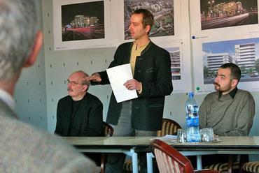 Az irodaház tervezői, balról: Cságoly Ferenc, Hőnich Richárd (Építész Stúdió) és Szabó Levente (Hetedik Műterem)
