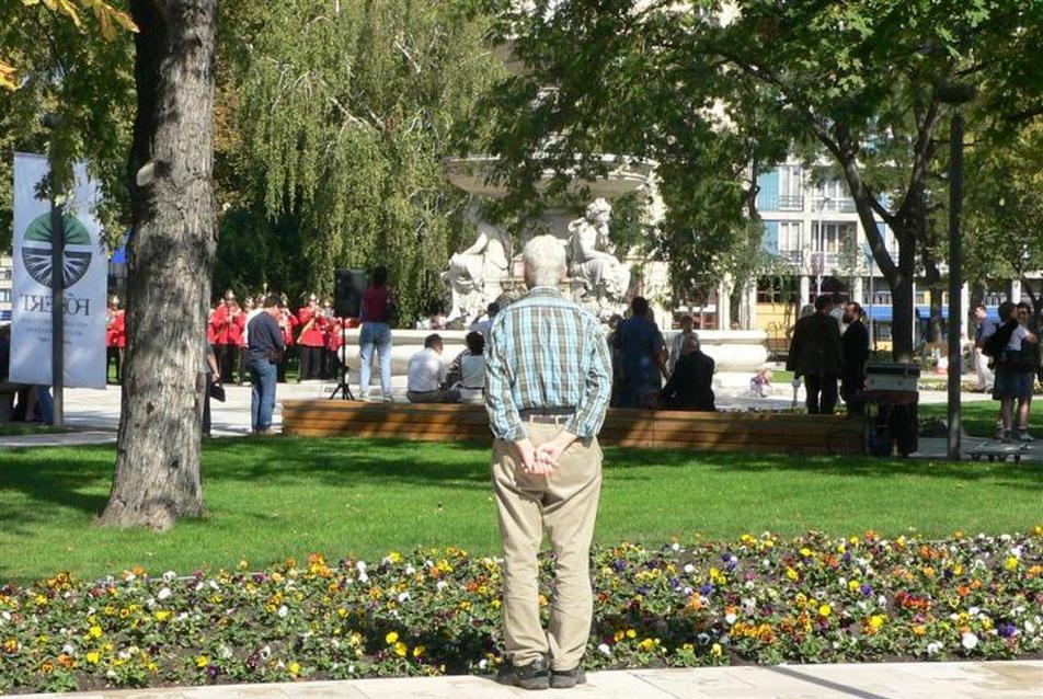 Erzsébet téri park