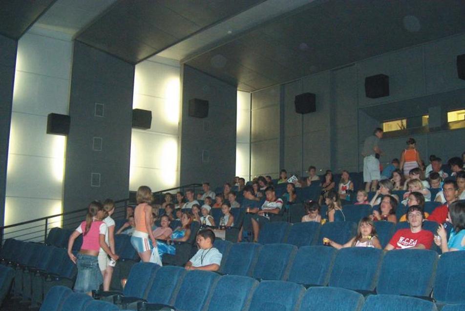 A tapolcai városi mozi felújítása, korszerűsítése