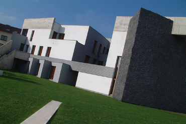 Jüdisches Gemeindezentrum, Duisburg, Zvi Hecker (1999)