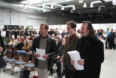 balról Hőnich Richárd, Sólyom Benedek és Keller Ferenc a díjkiosztáson