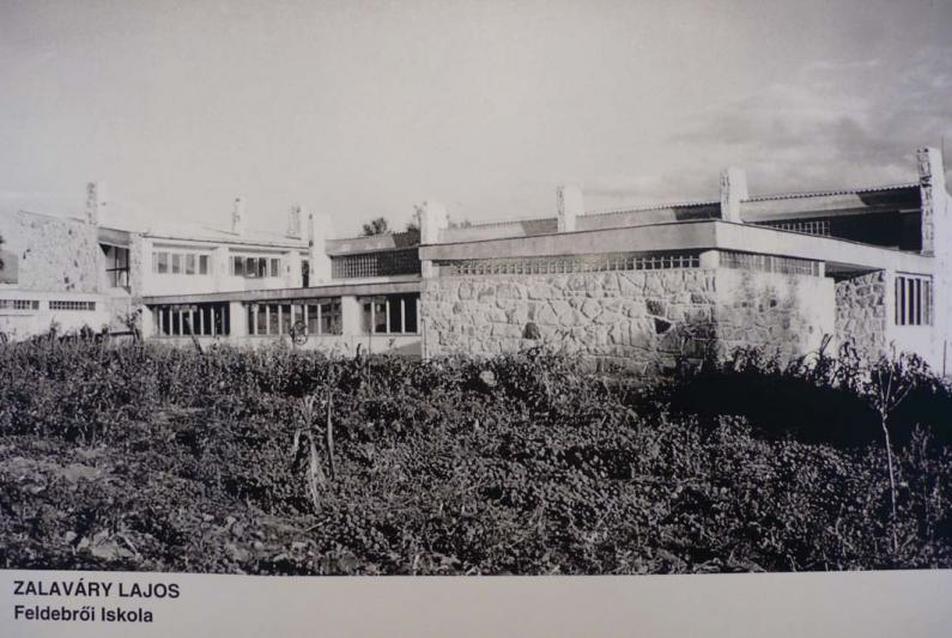Feldebrői Iskola, 1952