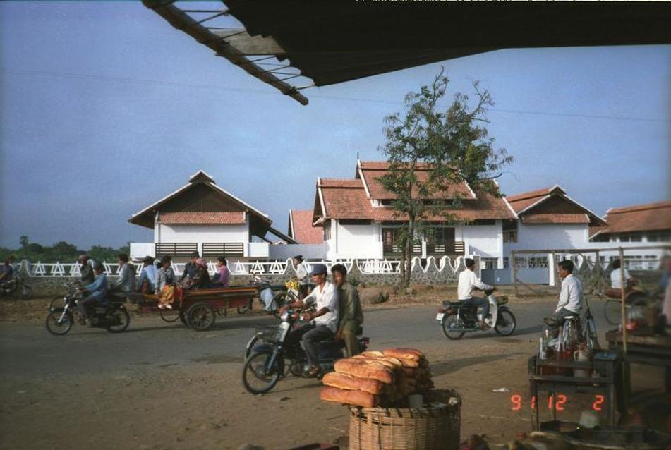 Kambodzsa, iskola