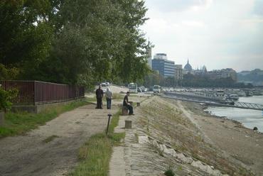 Forgalommentes Dunapart a Vizafogó lakótelepnél, szerző: Gábor Péter
