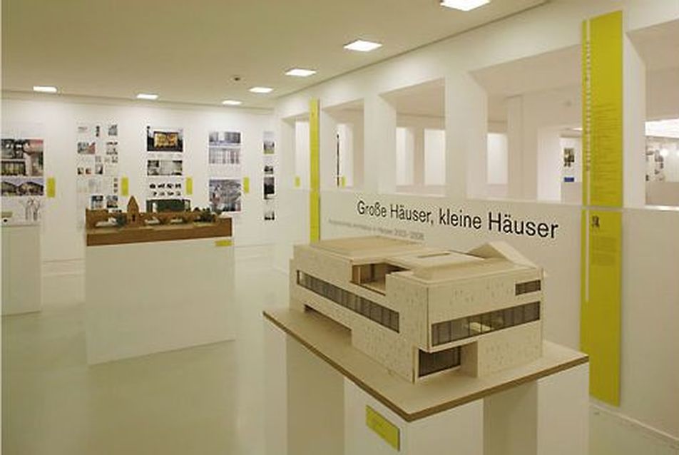 Nagy ház – kis ház — kiállítás a frankfurti Német Építészeti Múzeumban