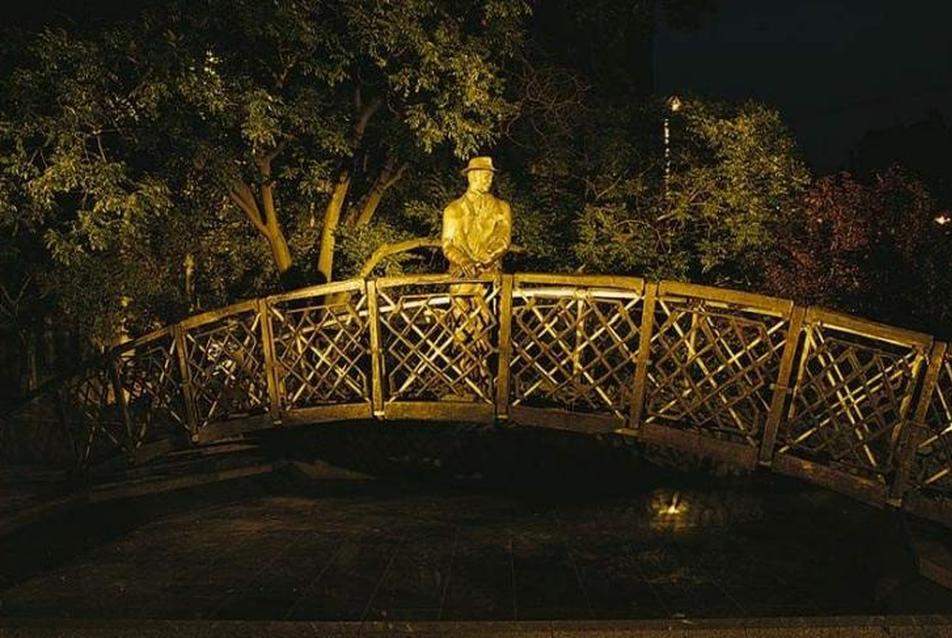 8. kép - Nagy Imre szobra