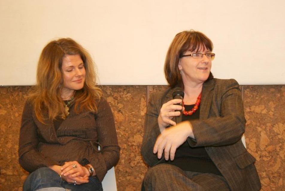 Kristin Faurest, Marthi Zsuzsa