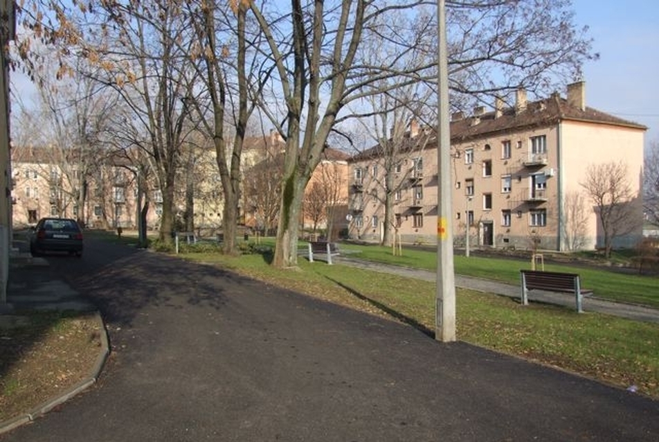 Pécs, keleti városrész, Feketegyémánt tér