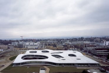 SANAA Rolex Learning Center EPF Lausanne CH 2009 fotó H Suzuki