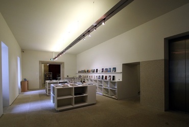 Viseu, Museu Grão Vasco, 2000-2004. Építészet: Eduardo Souto de Moura