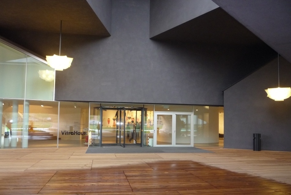 Jacques Herzog &amp; Pierre de Meuron - VitraHaus, külső-belső tér, fotó: Rab Hajnalka