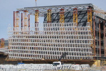 Harpa Koncertterem. Vezető tervezők: Henning Larsen, Olafur Eliasson. Forrás: http://www.designboom.com