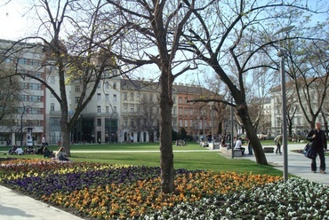 Erzsébet tér, park - S-Tér Kft.