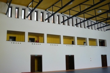 Balassagyarmati  iskola bővítés  – tervező: Eleőd  Ákos